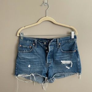 LEVI: 501 Shorts